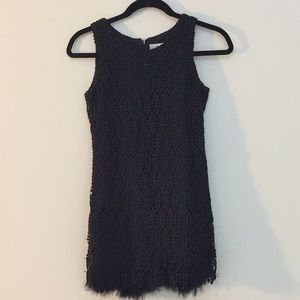 Kids lace feathered black dress